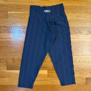 Booty By Brabants Croco Skin Seamless Capri Leggings Black - One Size Fits Most